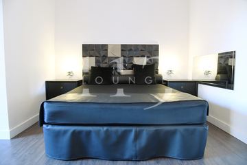 Room in a brothel in Barcelona, Lounge 113